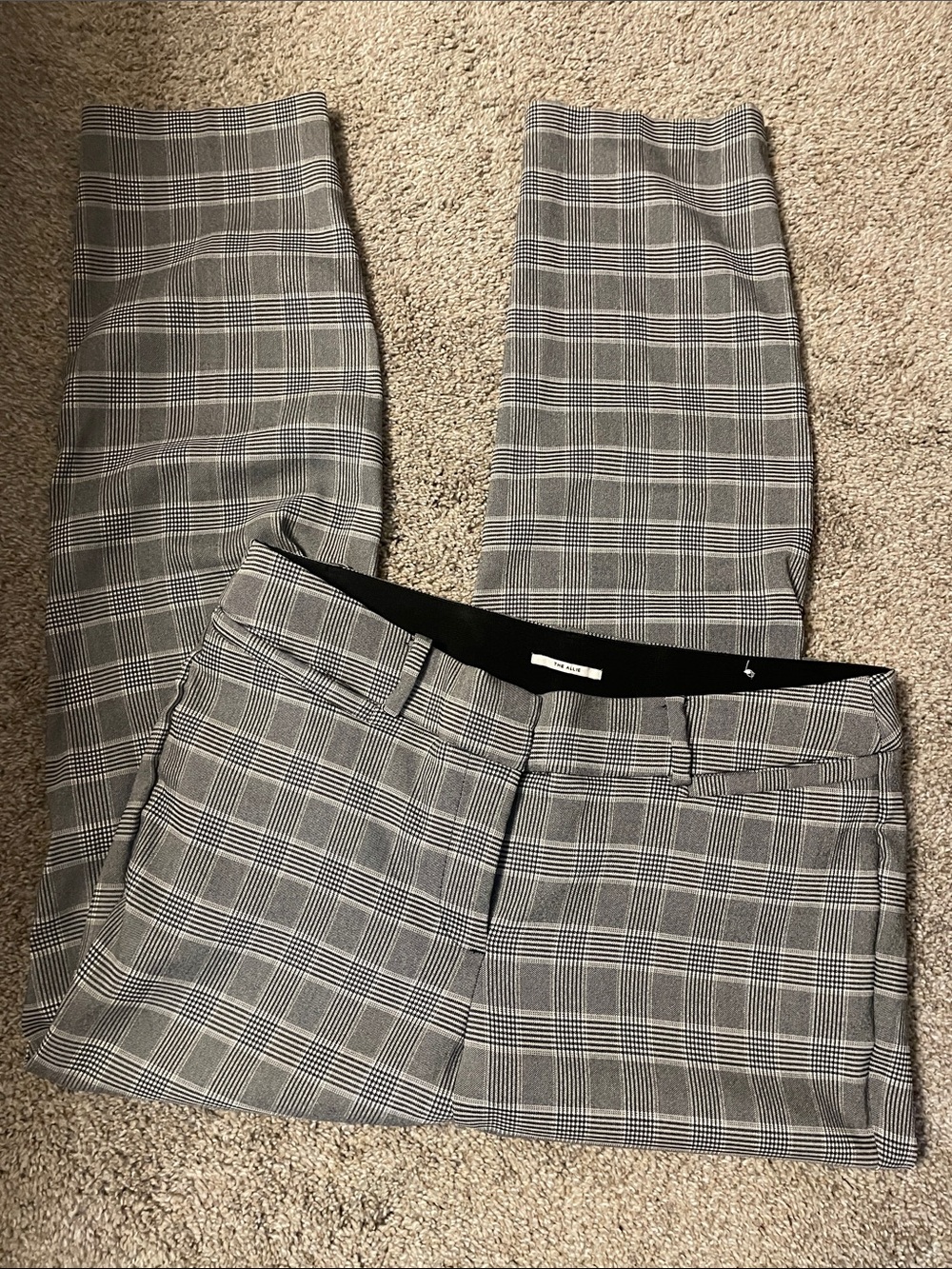 Iconic Allie plaid pants